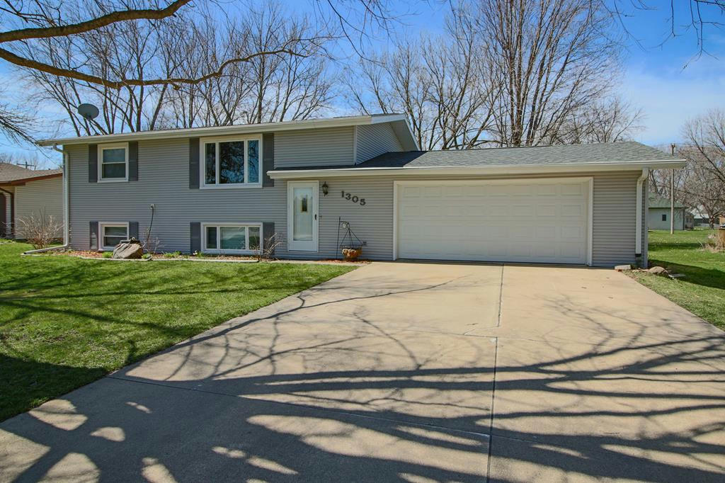 1305 PLEASANT ST, GOWRIE, IA 50543, photo 1 of 40