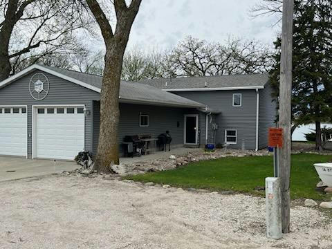 6471 TWIN LAKES RD, ROCKWELL CITY, IA 50579, photo 1 of 21